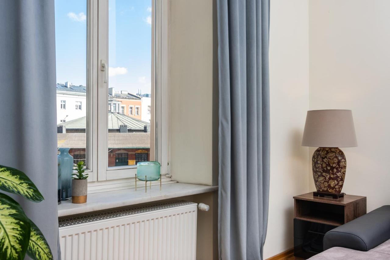 Plac Nowy - The Heart Of Jewish Quarter - By Upstairs * Krakov